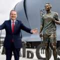 “La estatua de Iago Aspas es el homenaje de Vigo a la gente importante”